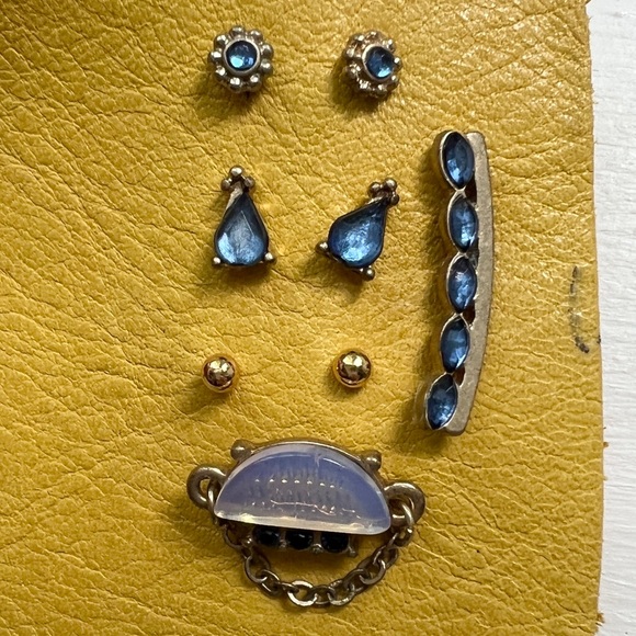 Free People Jewelry - NWOT Free People Sapphire Earring Pack